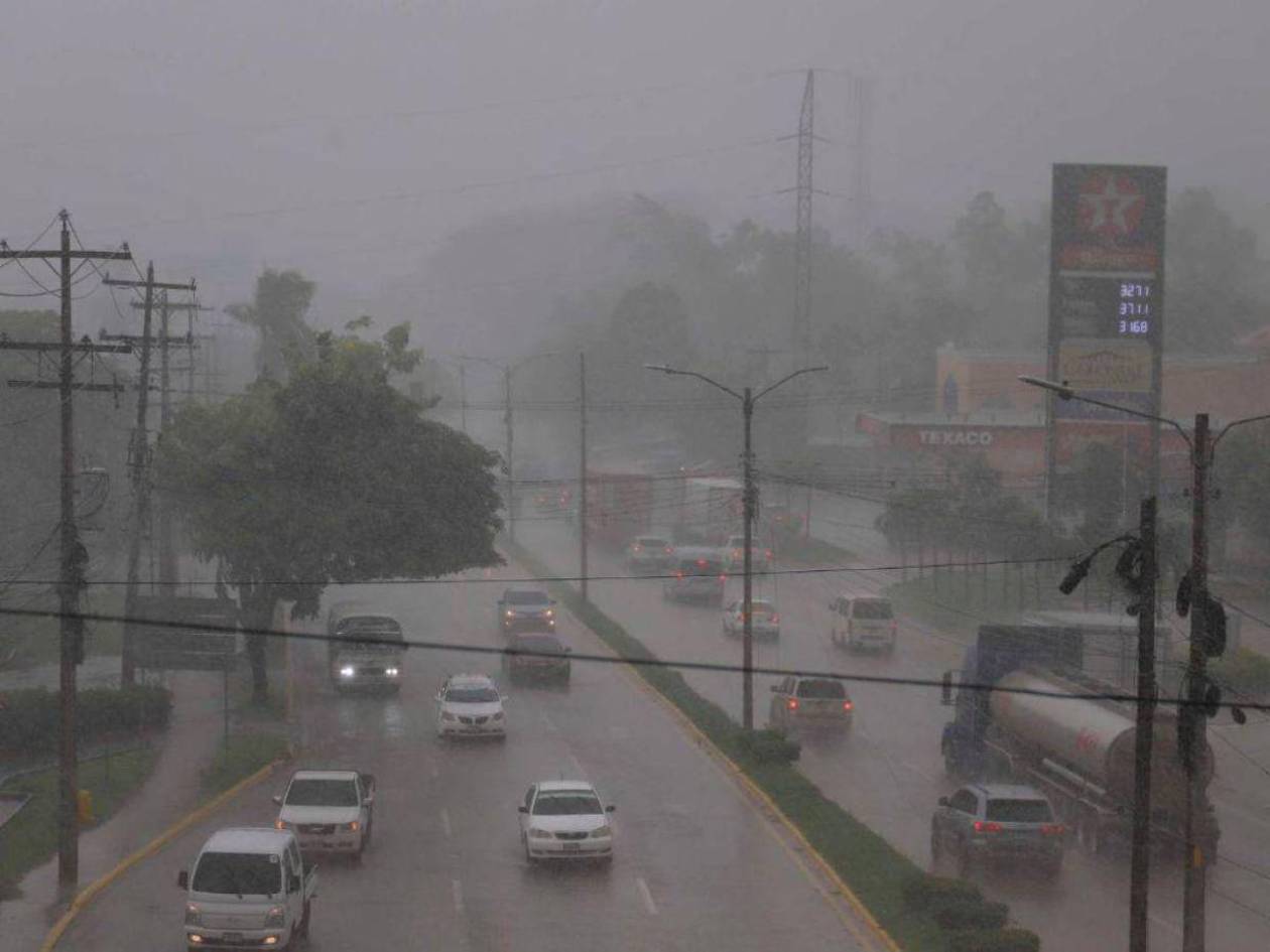 Emiten alerta amarilla y verde para diferentes zonas de Honduras por 48 horas