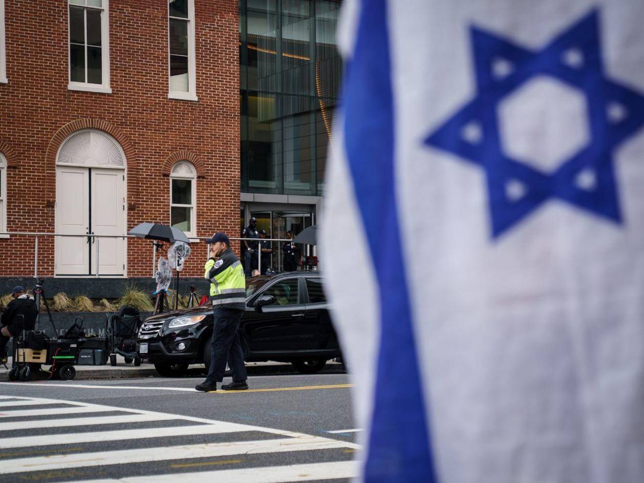 El Museo Judío de Washington reabre tras el atentado: No nos silenciarán