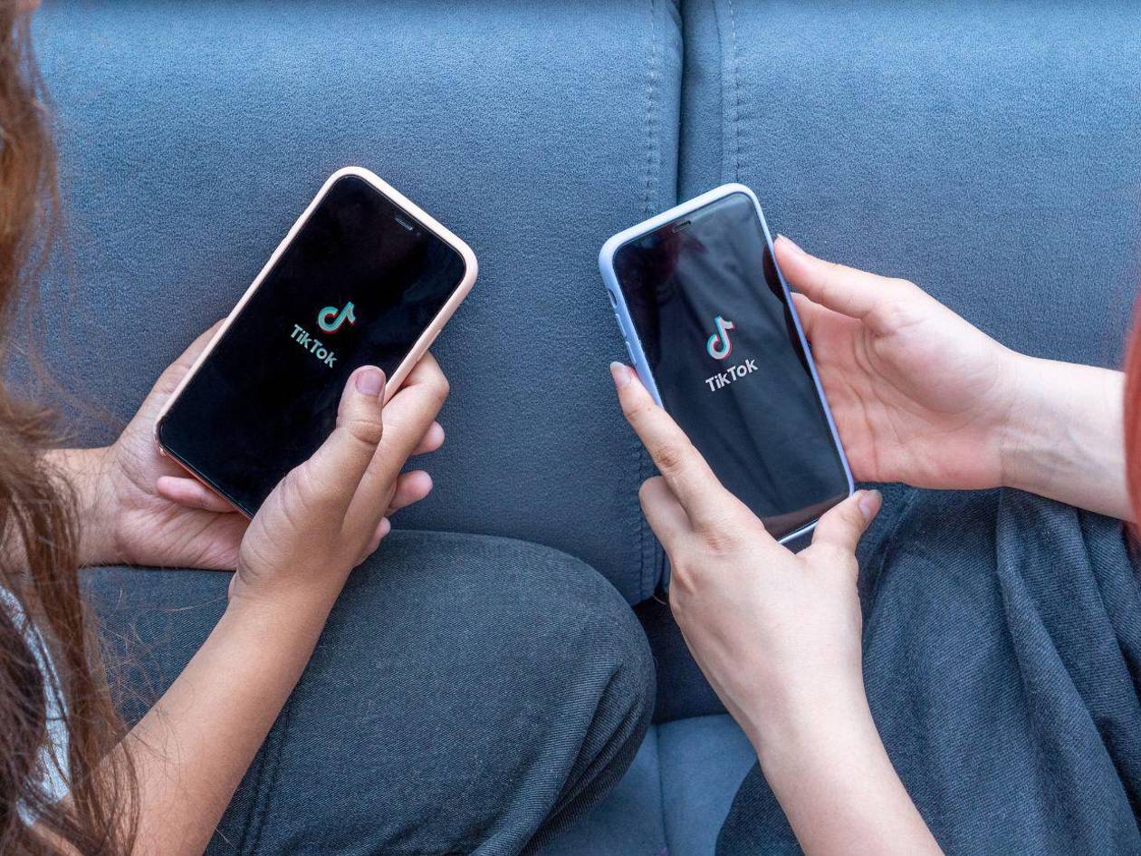 TikTok gana dinero con las inseguridades de los adolescentes, según informe