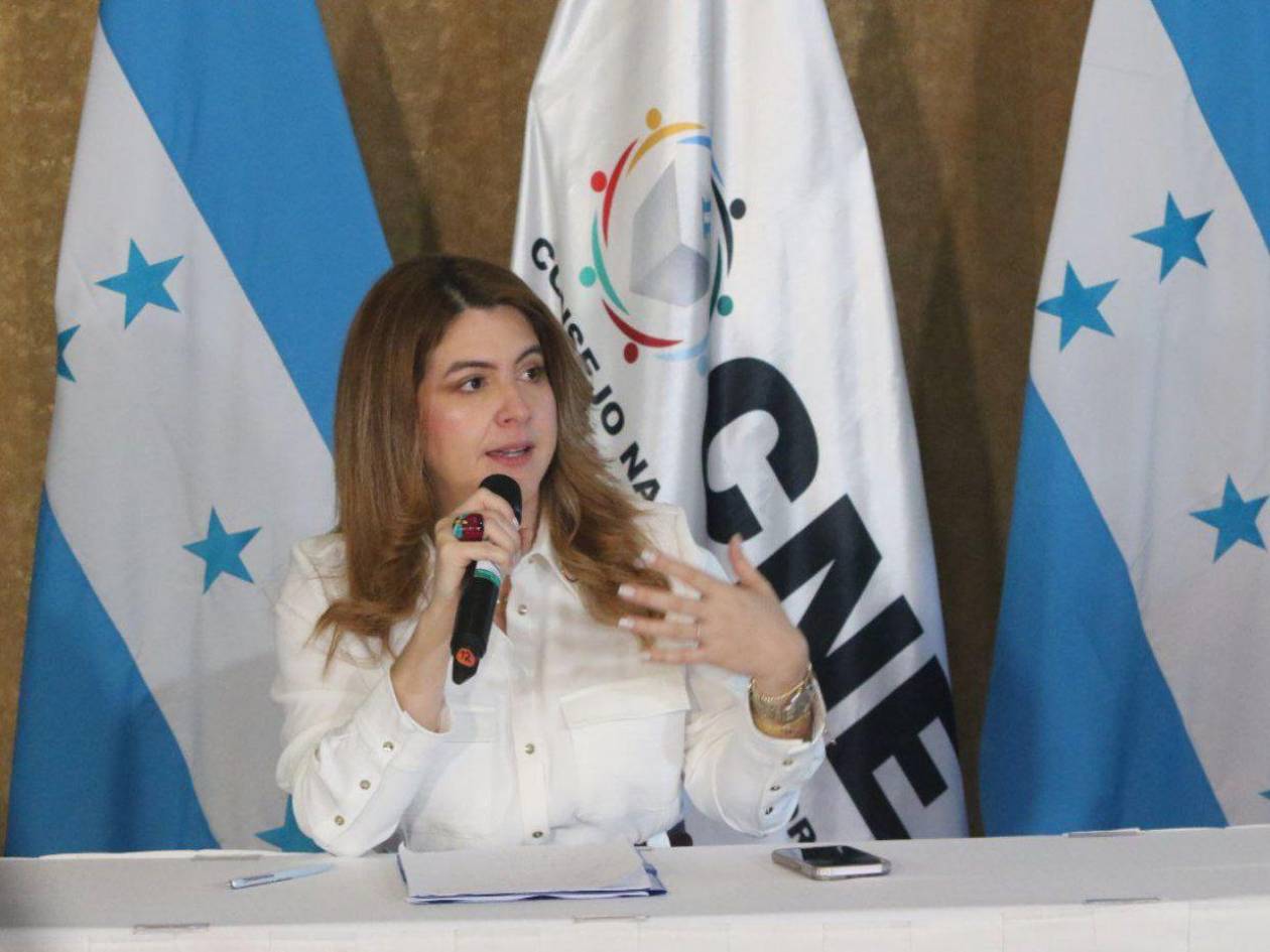 ¿A qué horas comparecerá el CNE a brindar resultados preliminares?