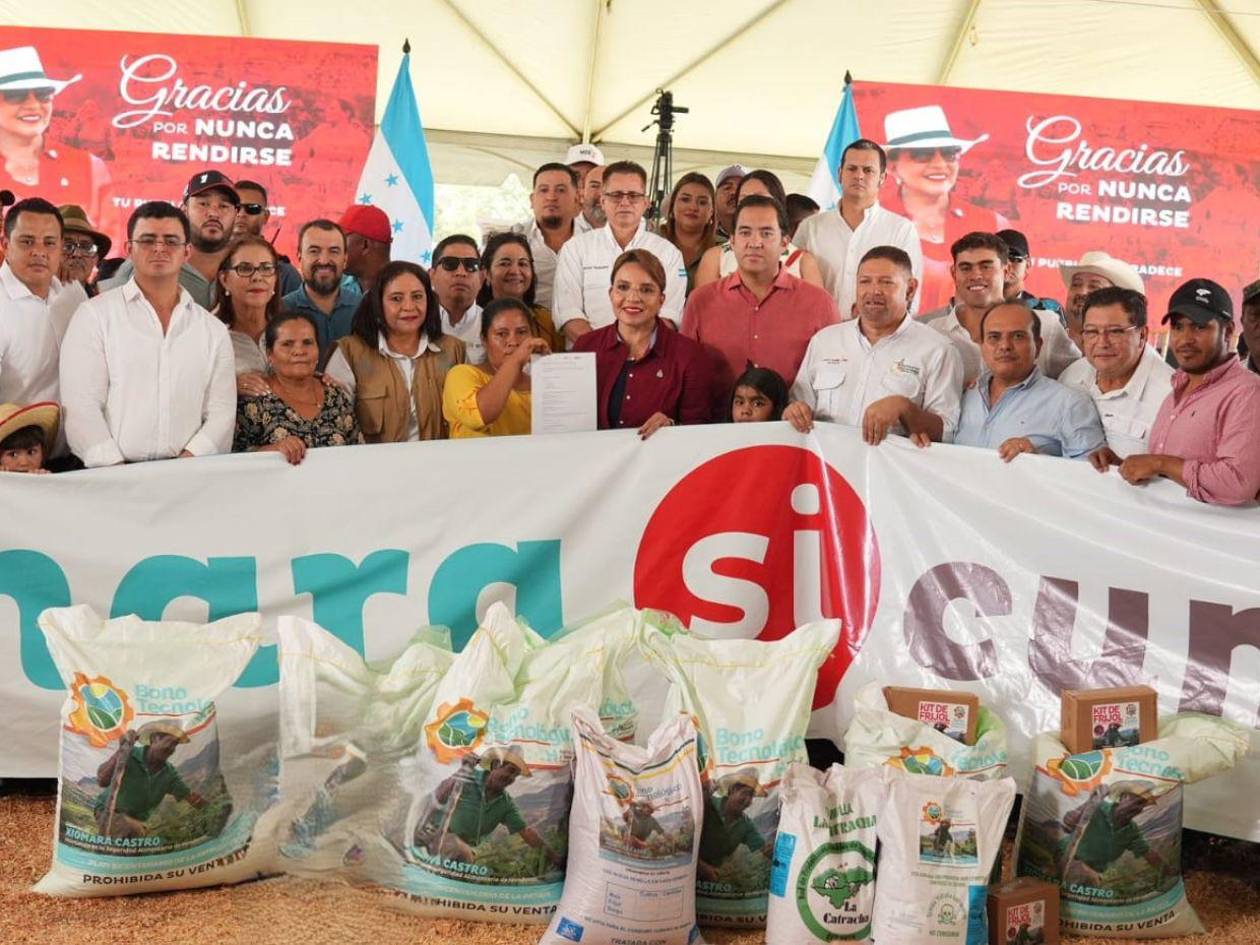 Gobierno inicia entrega de bono tecnológico para campesinos en Catacamas