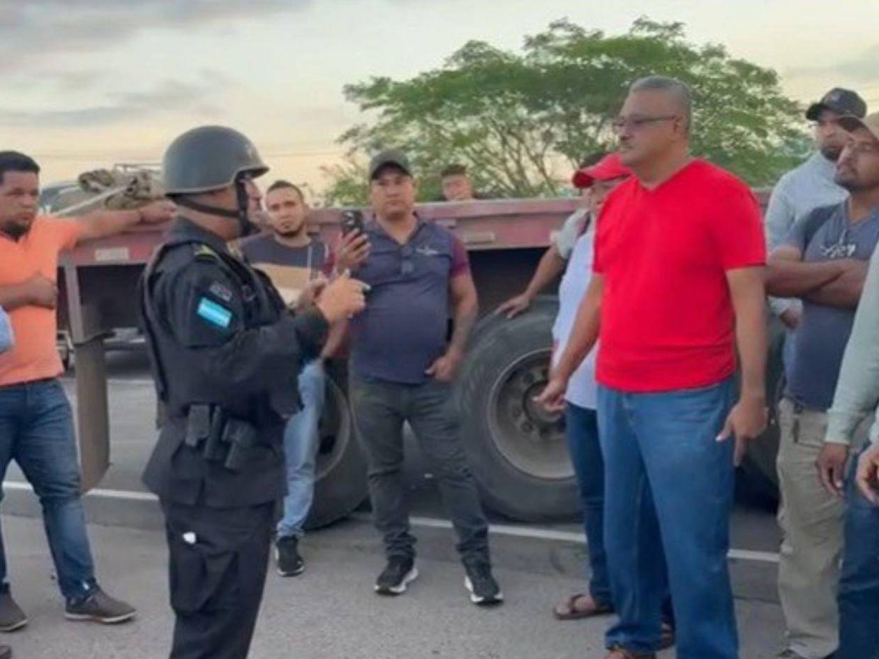 Inician protestas en la CA-5 por el mal estado de las carreteras en Comayagua