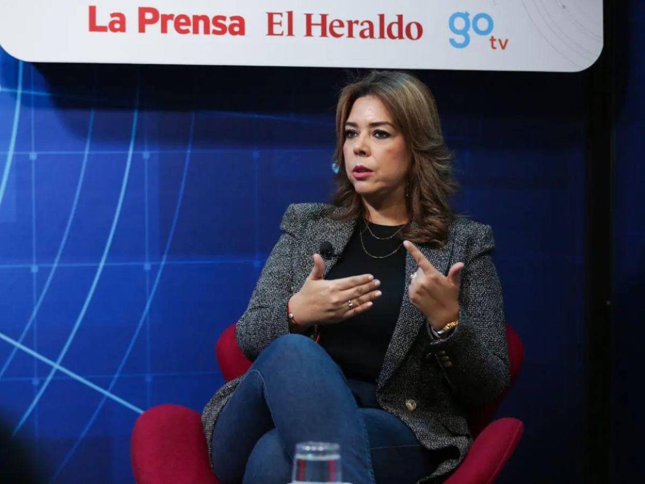 María Antonieta Mejía llama a la prudencia en medio de un escrutinio cerrado