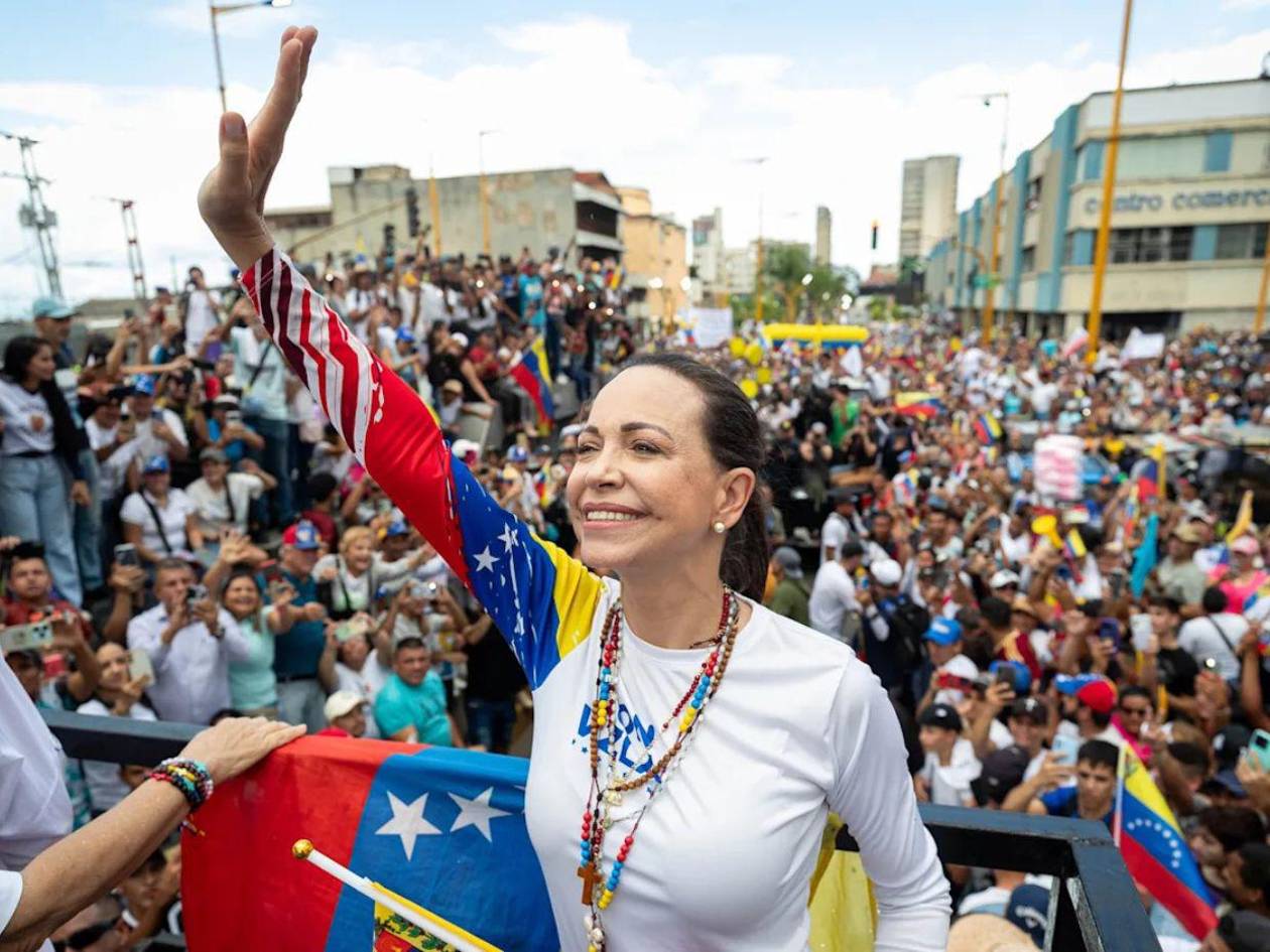 Figuras opositoras venezolanas celebran el Nobel de Paz para María Corina Machado