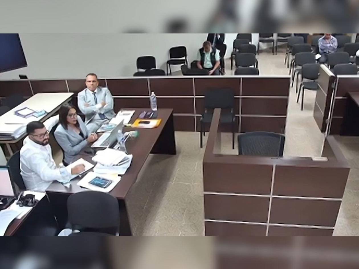 Defensa de exjuez Vallecillo propone a subdirectora de fiscales como testigo clave