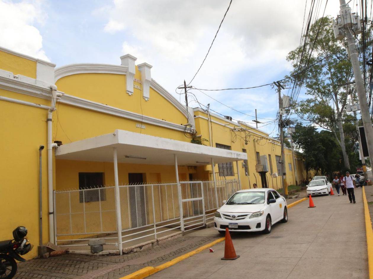 Pacientes denuncian falta de agua en el Hospital San Felipe desde hace dos semanas