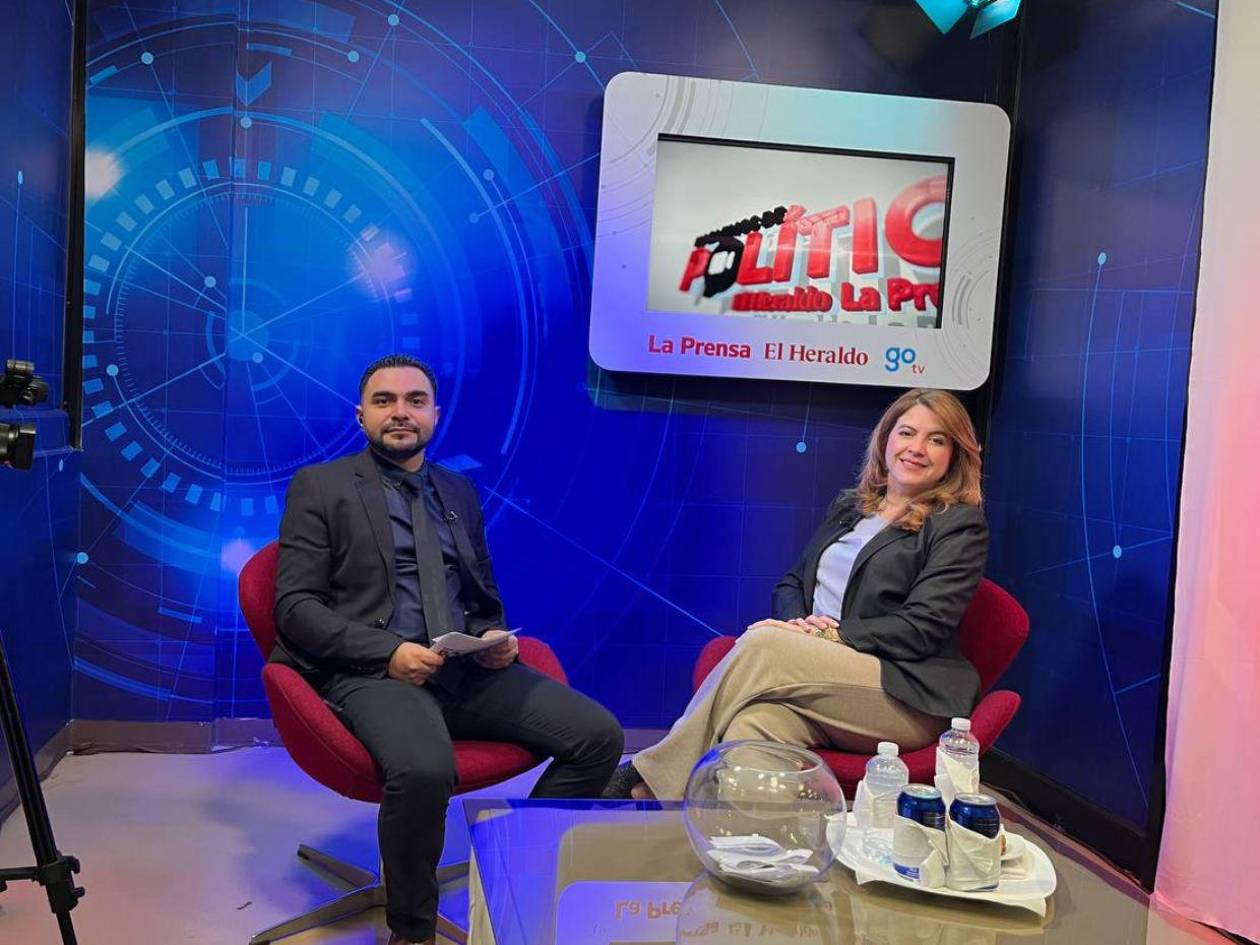 Soñaba con ser arqueóloga: las confesiones de Cossette López en el pódcast “Hablemos de Política”