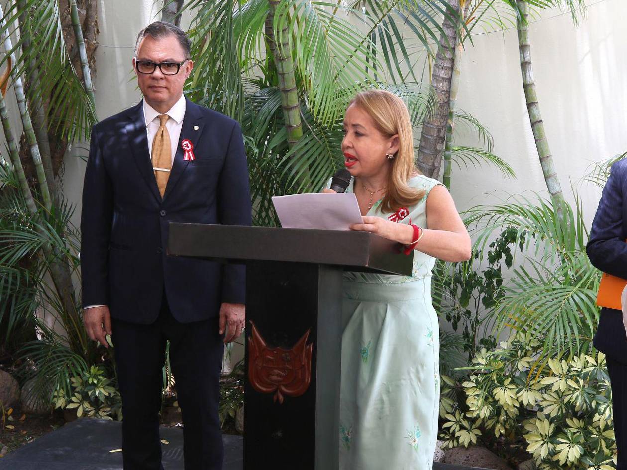 La Embajada de Perú conmemora los 204 años de independencia del país andino