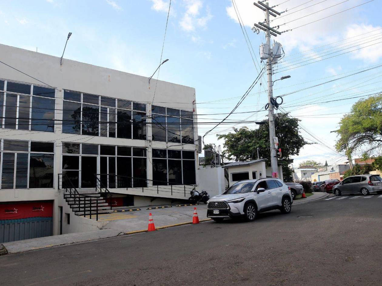 Libre se resigna a la derrota tras enorme diferencia entre sus contendientes