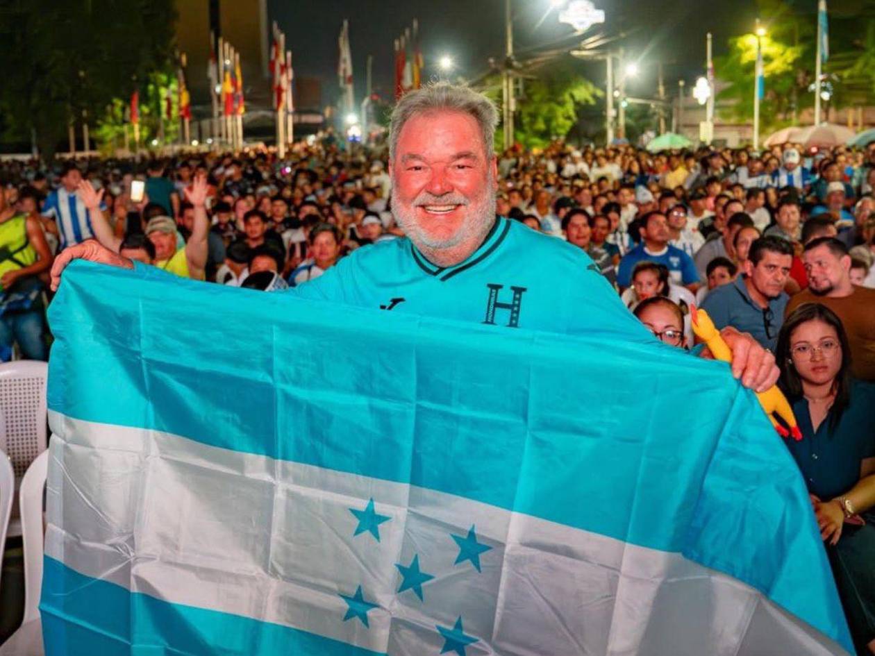 Roberto Contreras pide feriado pagado el 1 de diciembre a empleados de empresa privada