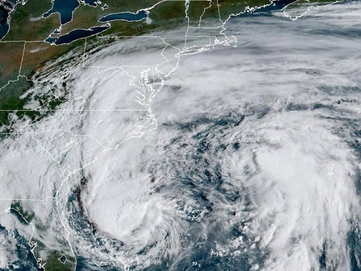 Imelda se convierte en huracán categoría 1 y amenaza con lluvias en Carolina del Norte