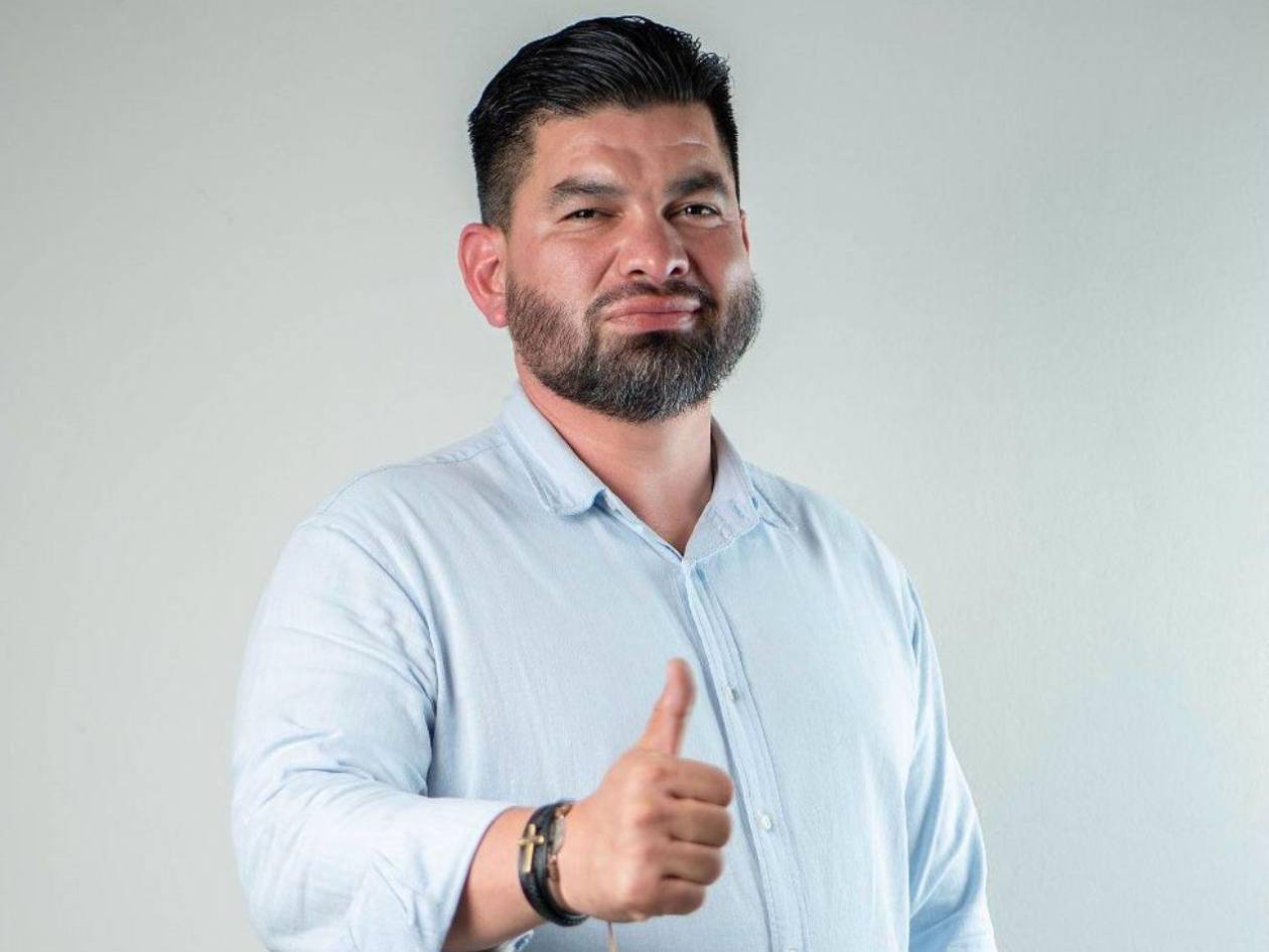 José Luis Ponce propone atraer inversión y empleo en el municipio de Santa Ana