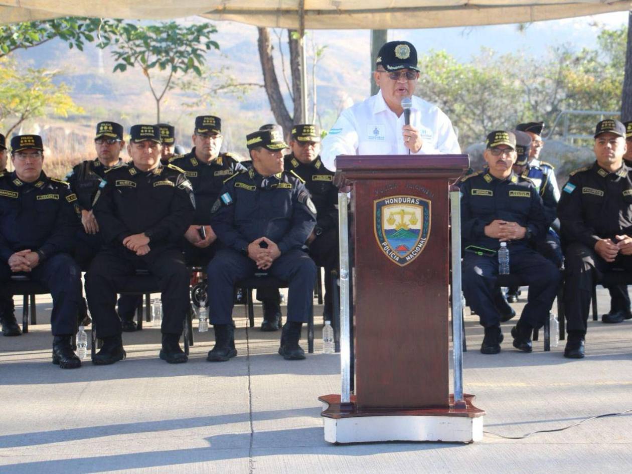 Ministro de Seguridad minimiza alerta de EE UU con cifras de reducción de homicidios