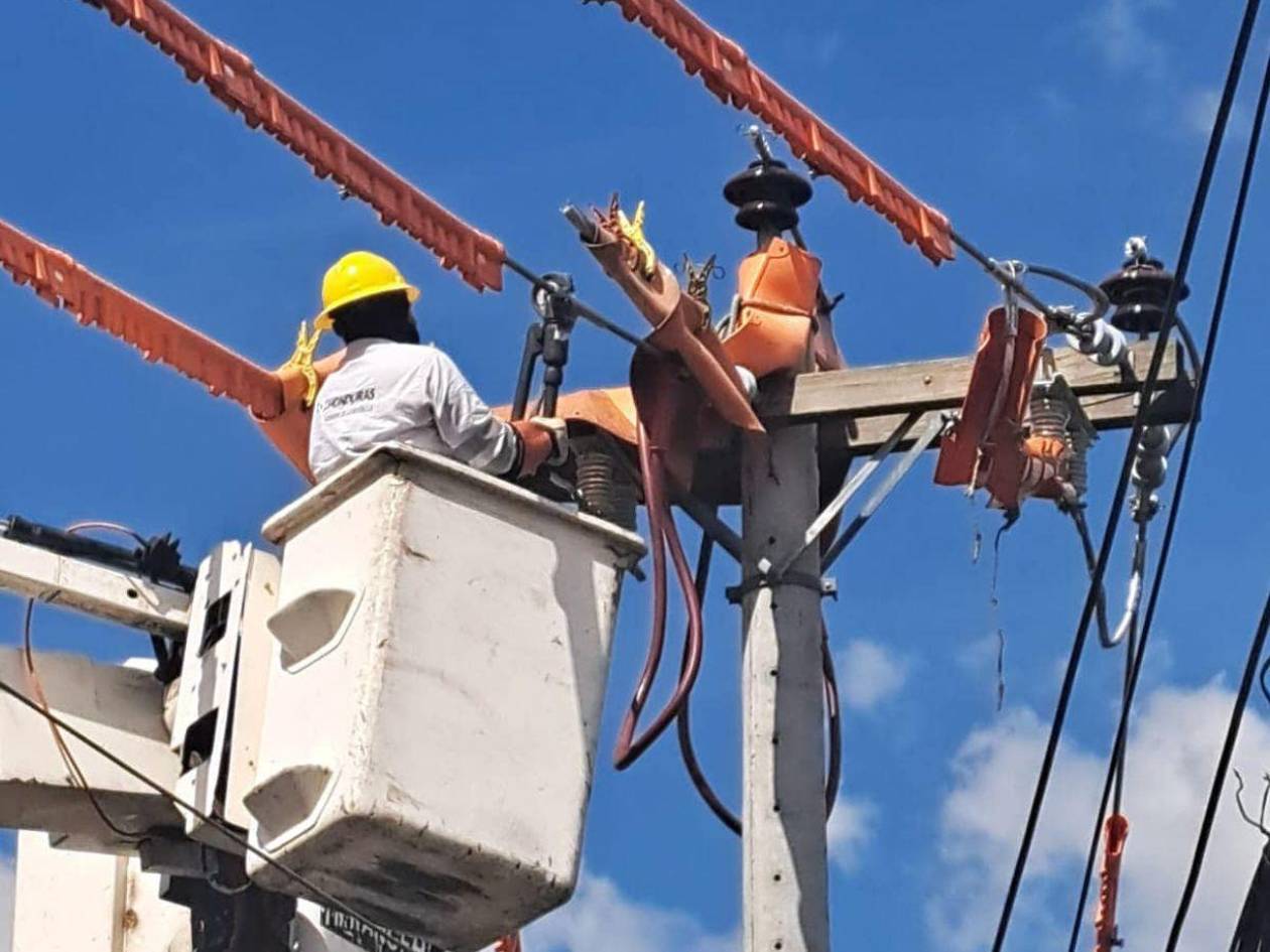 ENEE reporta L3,939 millones en pérdidas operativas al primer semestre de 2025