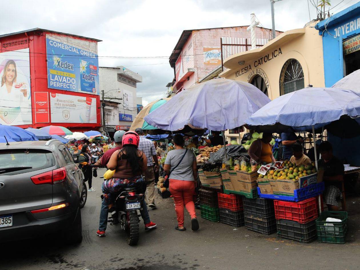 Viene ejecución de varios proyectos para ordenar el mercado Zonal Belén