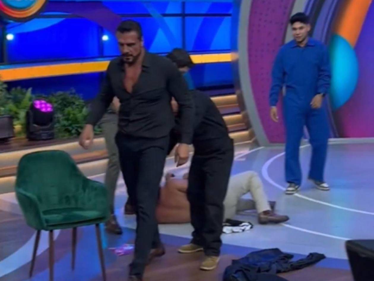 Alberto del Río desata caos y agrede a personal en el programa Venga La Alegría