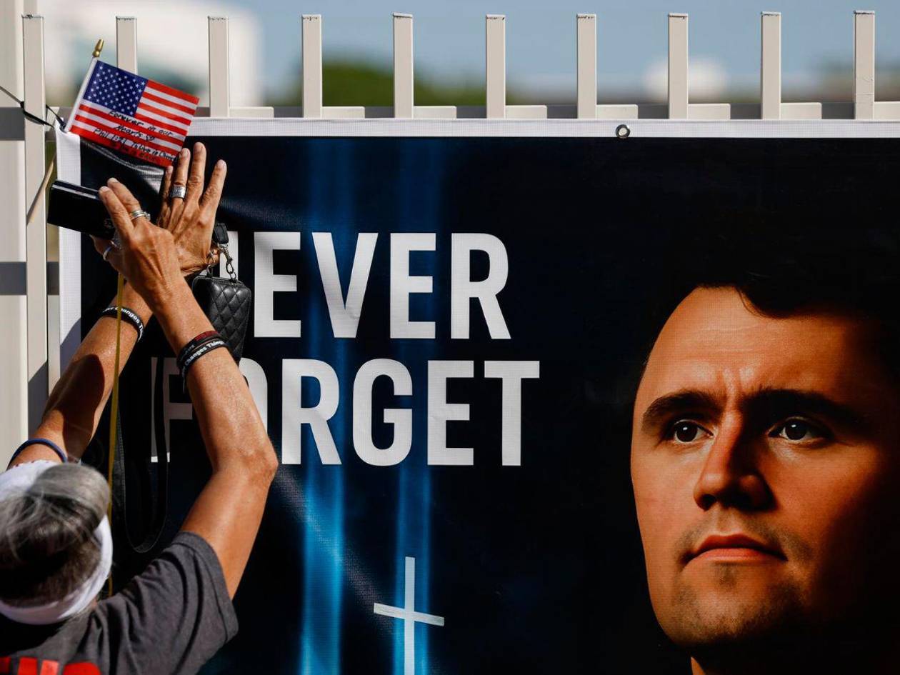 El funeral de Charlie Kirk en Glendale genera tensión y medidas extremas de seguridad