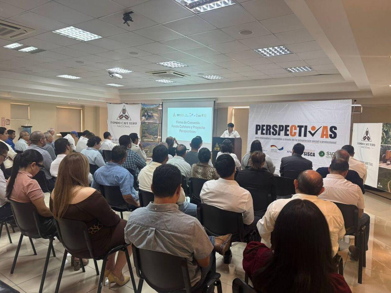 Con pasantías y servicios integrales favorecerán a migrantes retornados