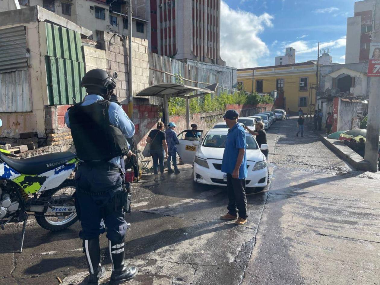 Disparan contra un taxi de la ruta de colectivos Kennedy-Centro por extorsión