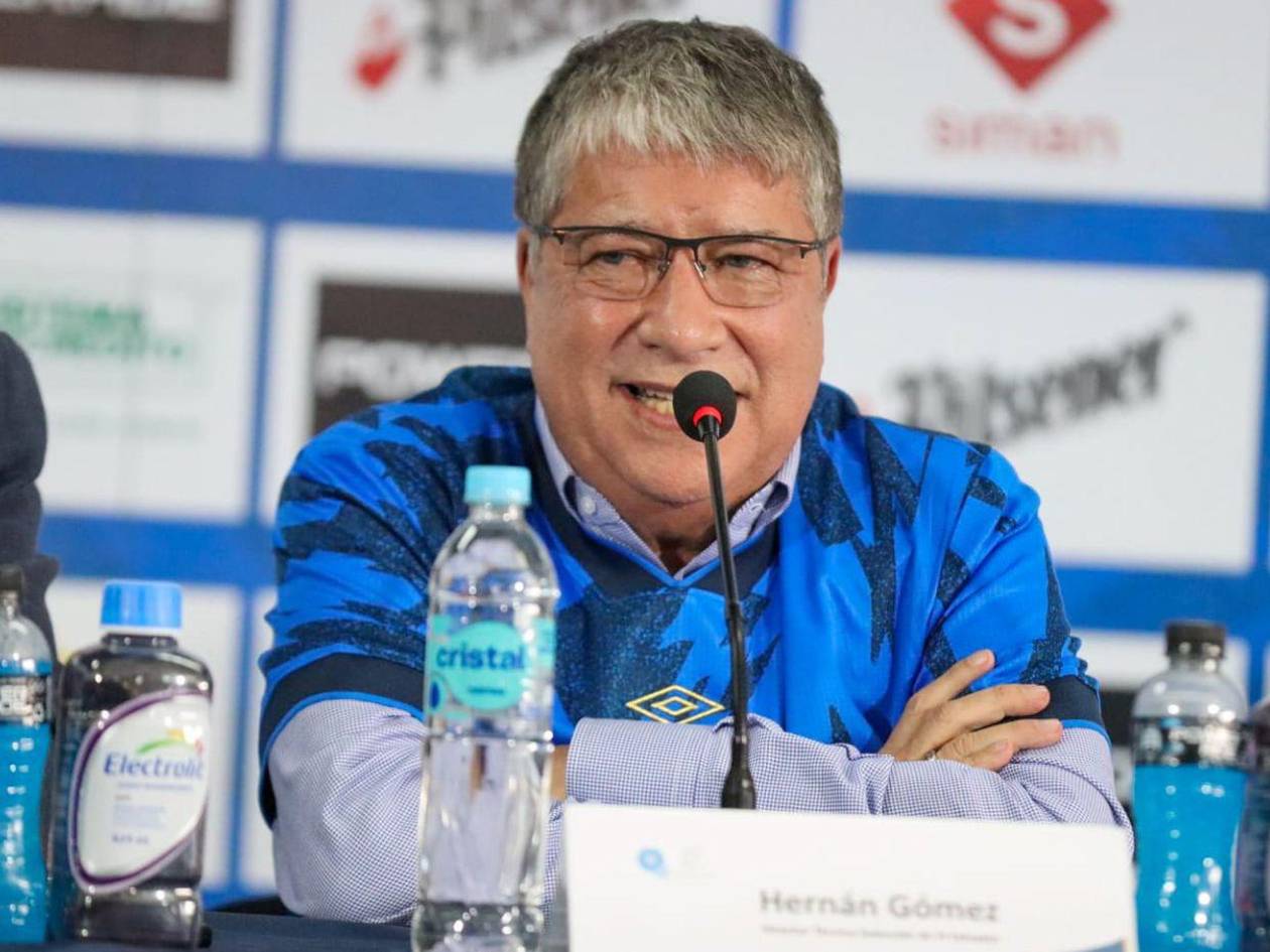 ExDT de Honduras, “Bolillo” Gómez, asume como entrenador de El Salvador