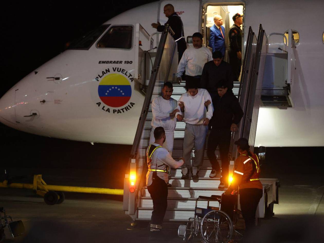 Se reduce el número de migrantes deportados a Guatemala que deciden volver a EE.UU.