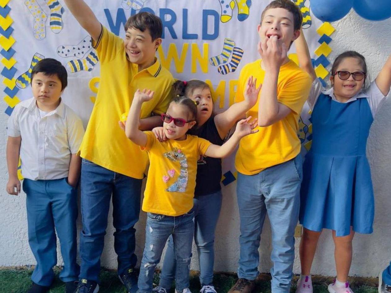 Niños con condiciones especiales sueñan con graduarse de bachillerato