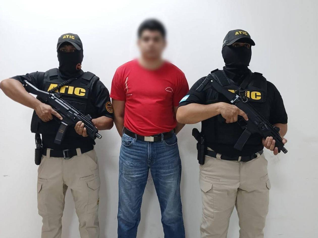 Capturan a falso quiropráctico acusado de abusar a sus clientas en SPS