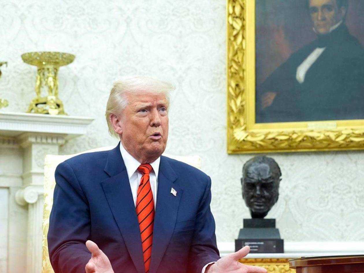 Trump pide levantar bloqueos a decreto que elimina derecho a ciudadanía por nacimiento