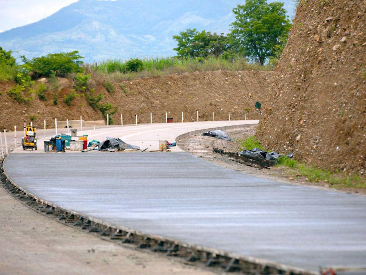 Inaugurarán un puente en Maralito y una carretera que conecta Marale con Sulaco