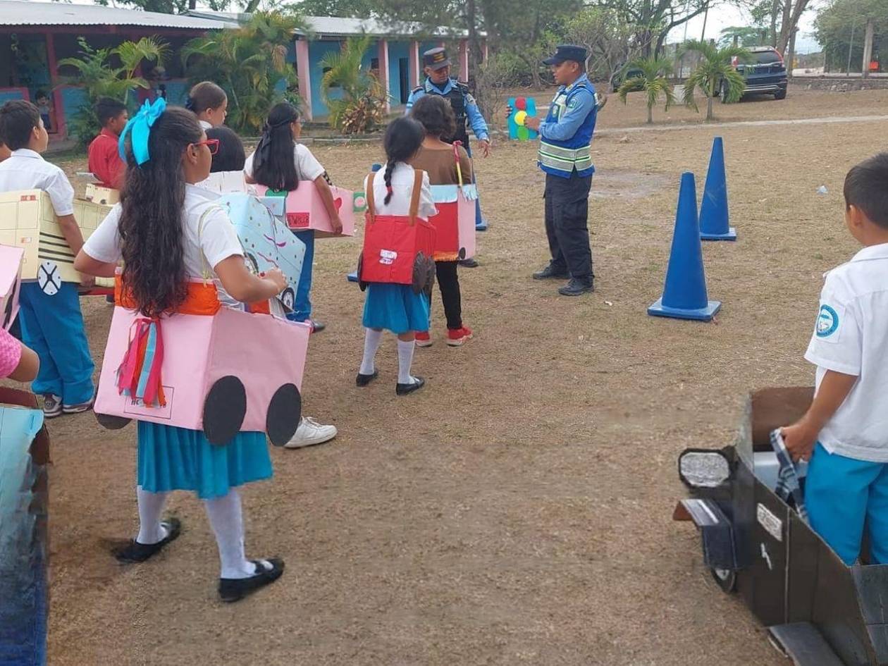 En septiembre comenzarán a brindar la clase de Educación Vial en centros educativos