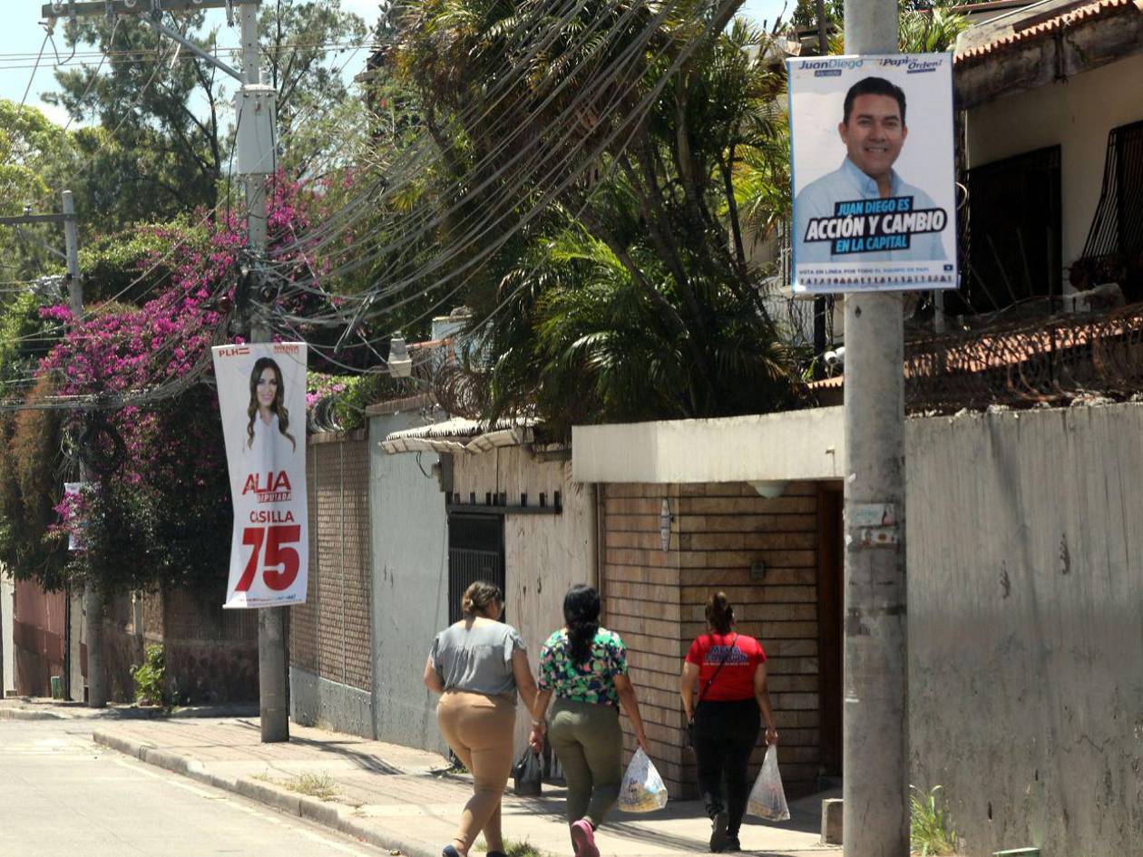 Estrategias digitales sustituyen a vallas publicitarias en la campaña electoral