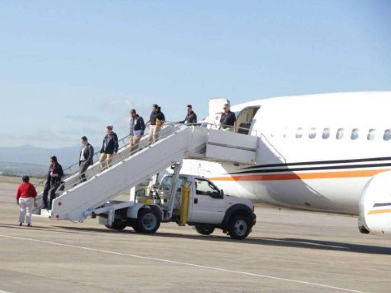 Se programan más vuelos de autodeportados a Honduras con asistencia legal