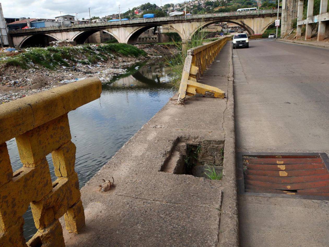 Urge revisión y reparación de puentes históricos en el Distrito Central