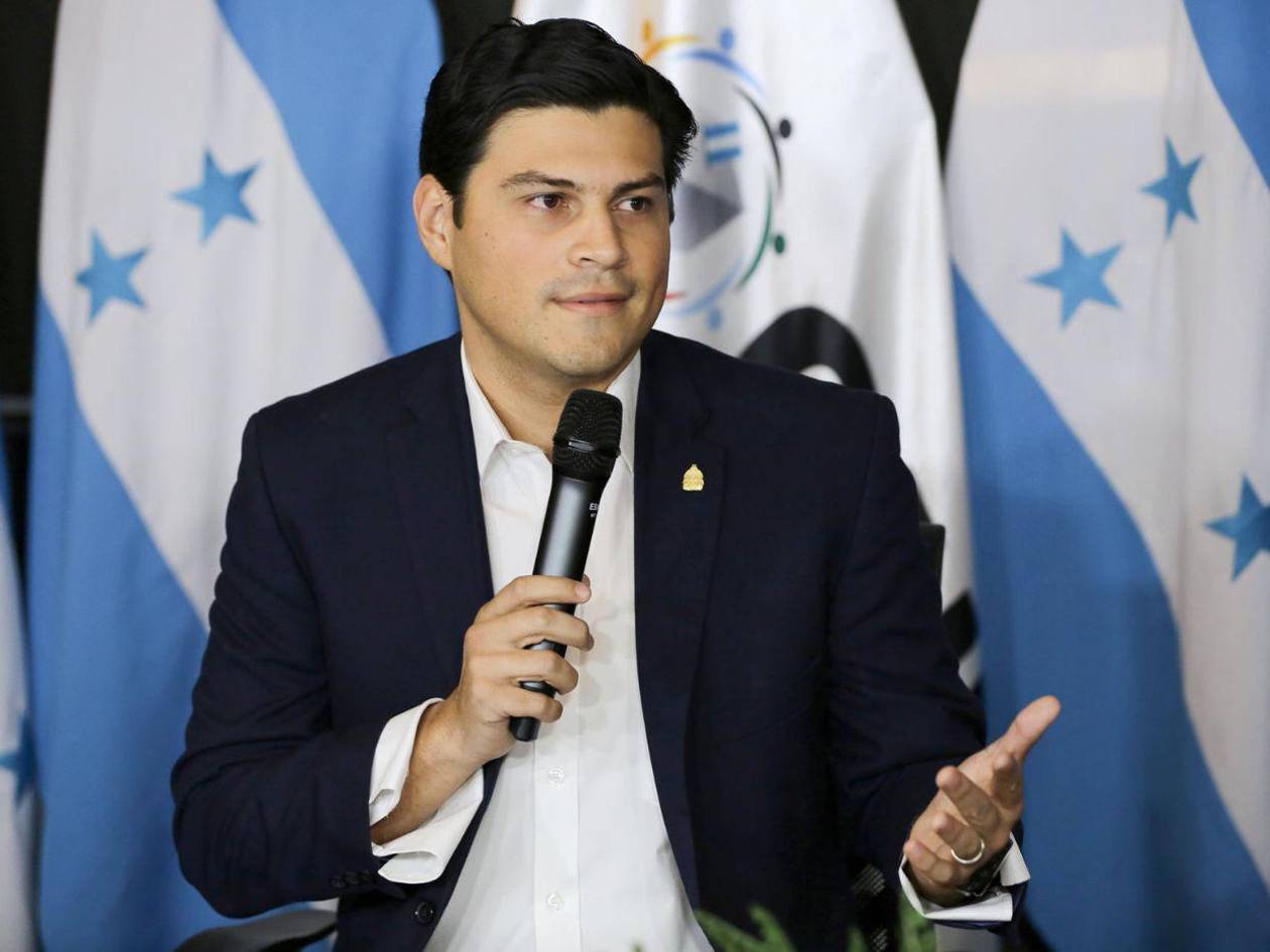 Marlon Ochoa denuncia golpe electoral e injerencia extranjera