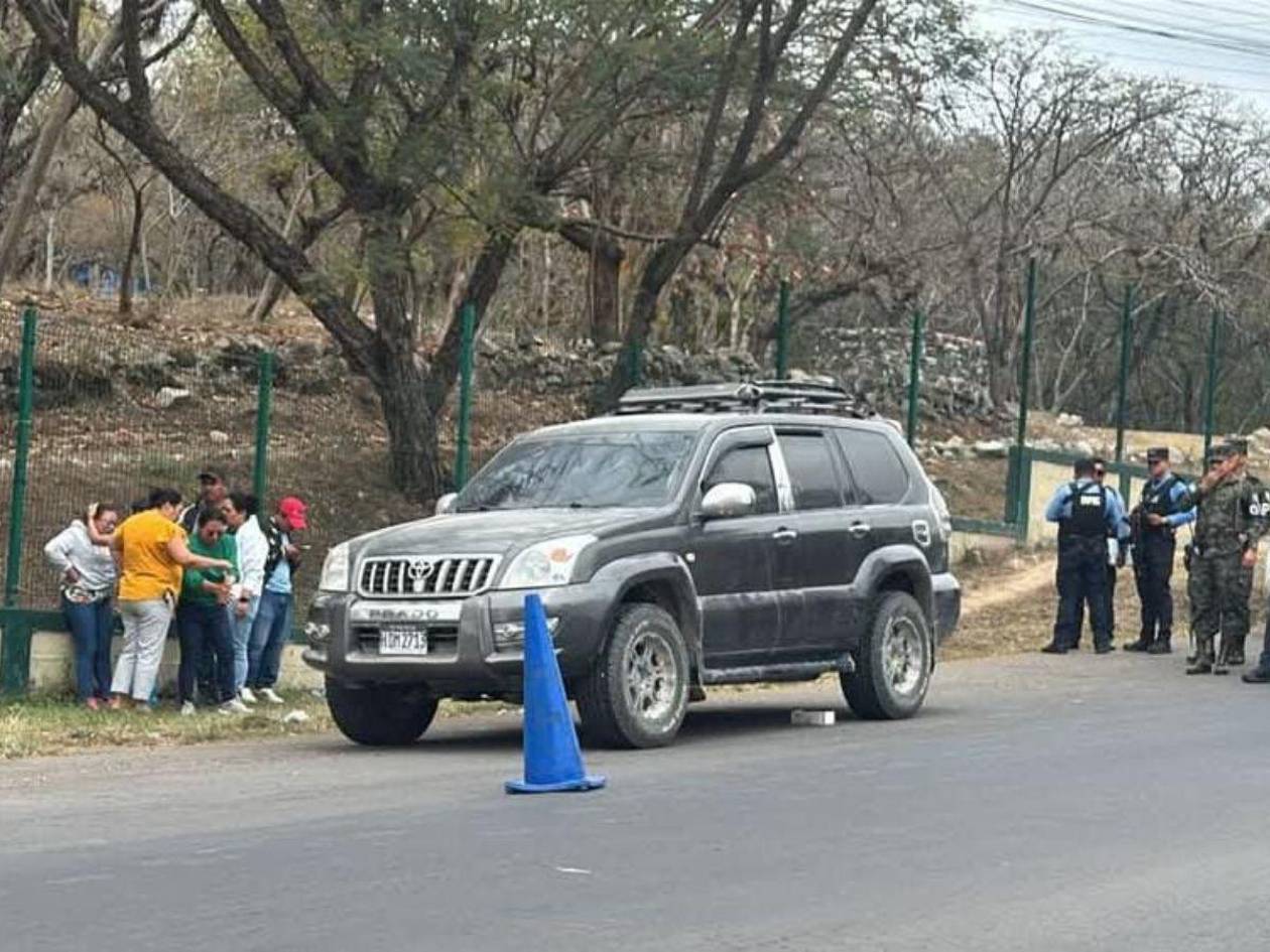 Joven conductor es asesinado en la carretera que conduce de Mateo a la capital