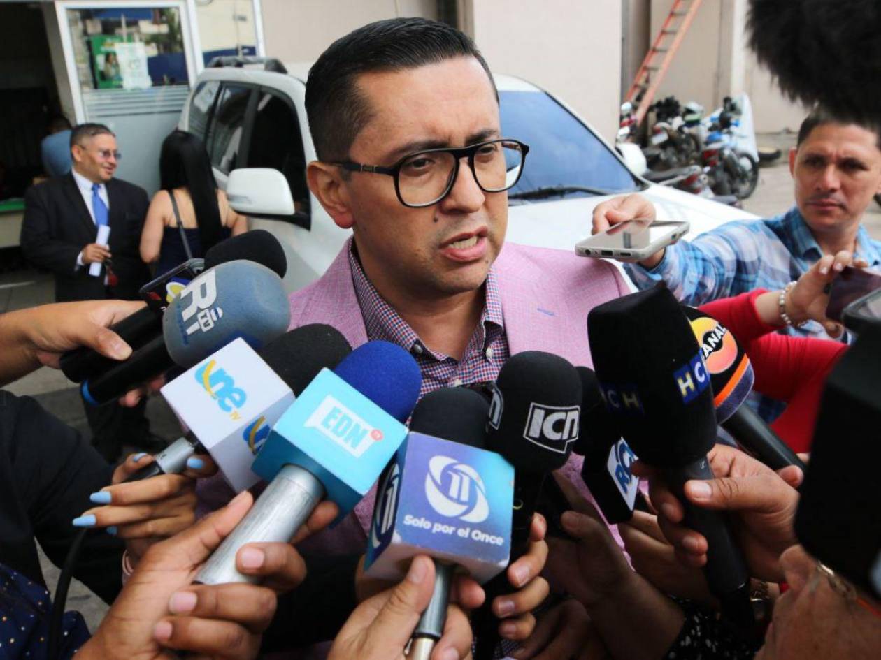 Dictan auto de formal procesamiento con medidas distintas a la prisión a David Chávez