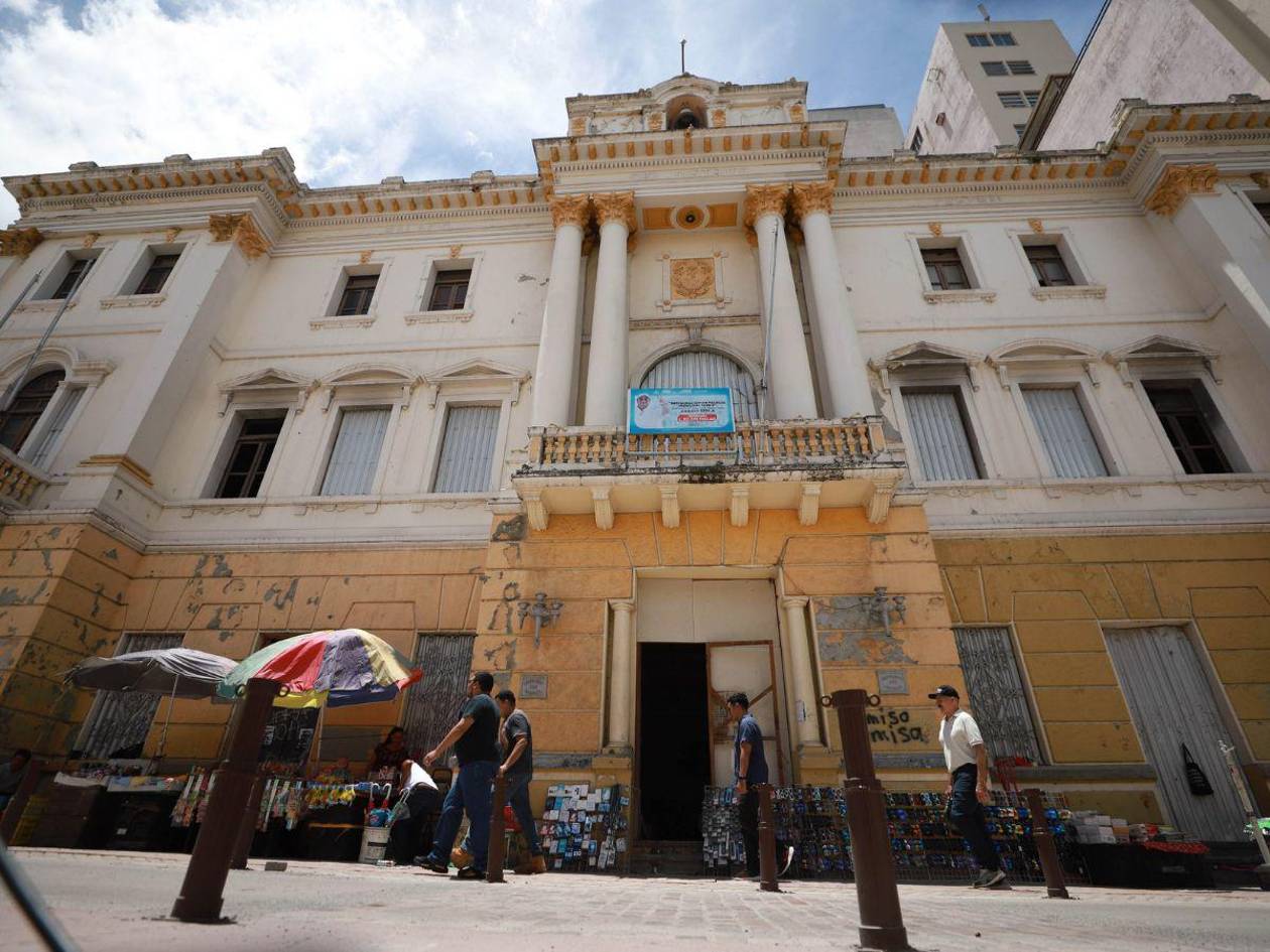 Restauración del antiguo Palacio Municipal del Distrito central  sin avances