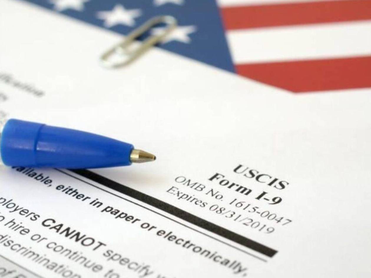 ¿Qué es el formulario I-9 y cómo lo usa la ICE para rastrear inmigrantes?