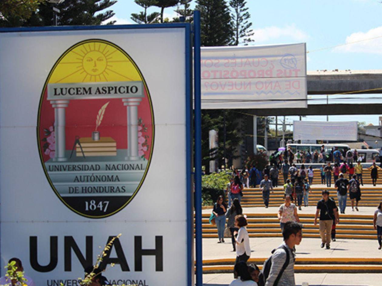 Carrera de Periodismo de UNAH reconocerá trayectoria de 10 destacados periodistas