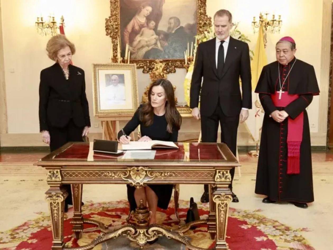 Reyes de España confirman asistencia al funeral del papa Francisco