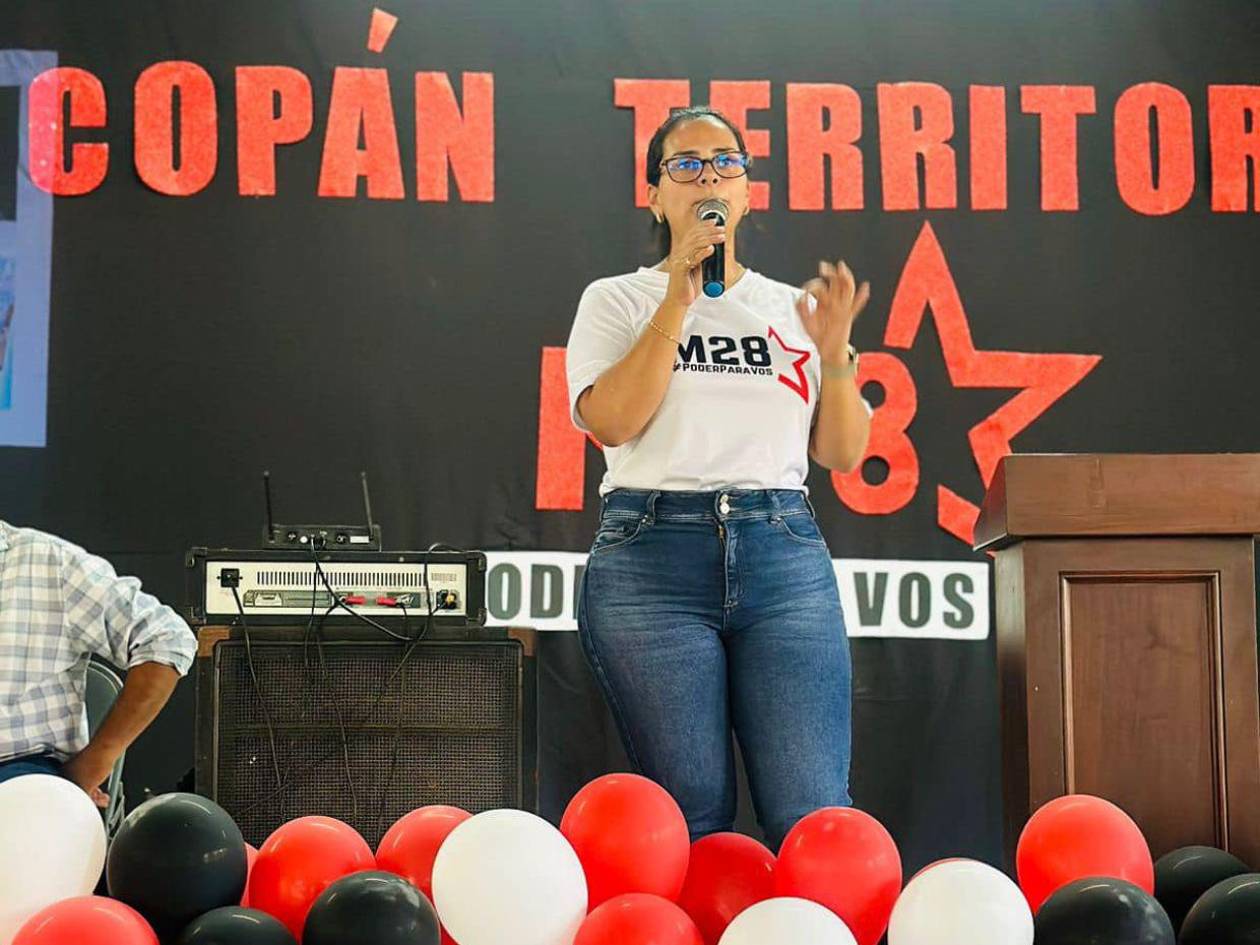 Candidatos, empleados y niñera de diputada recibieron cheques de la Sedesol en Copán