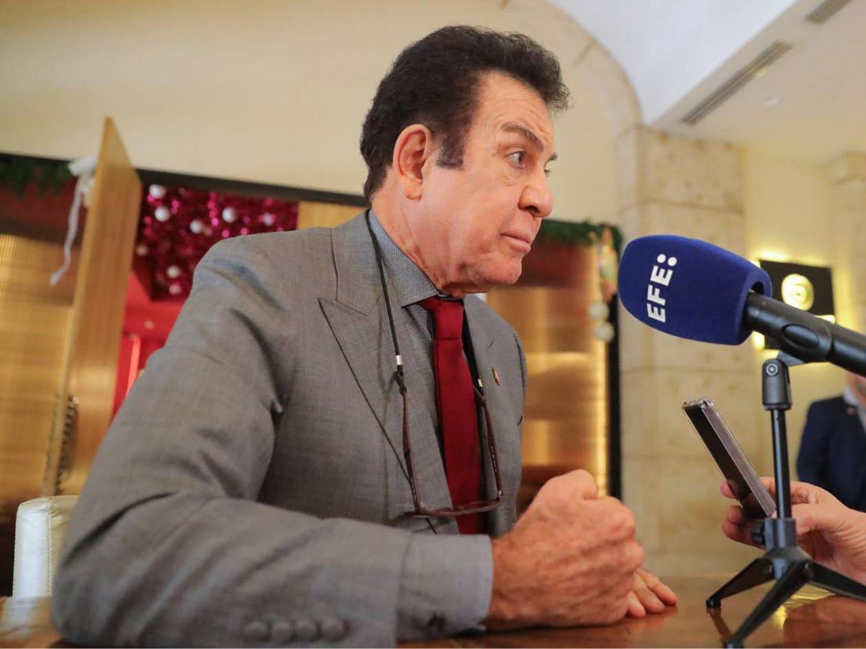 Nasralla aseguró que no tiene derecho a cuestionar indulto de Trump a Juan Orlando Hernández