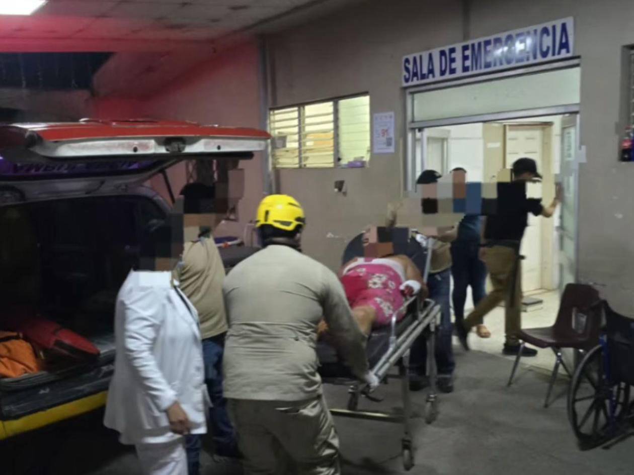 Hombre hiere de gravedad a su madre con un machete en Santa Bárbara