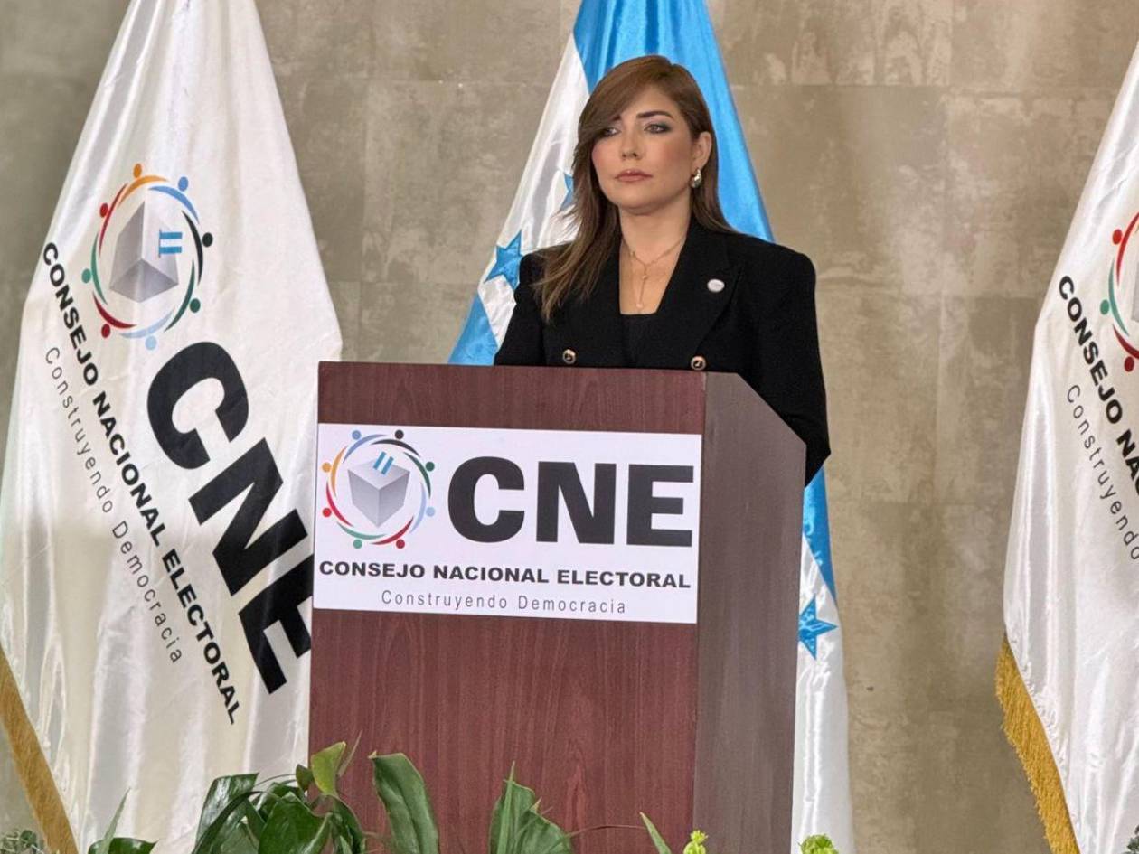 Ana Paola Hall: En período electoral, FF AA obedecen únicamente instrucciones del CNE