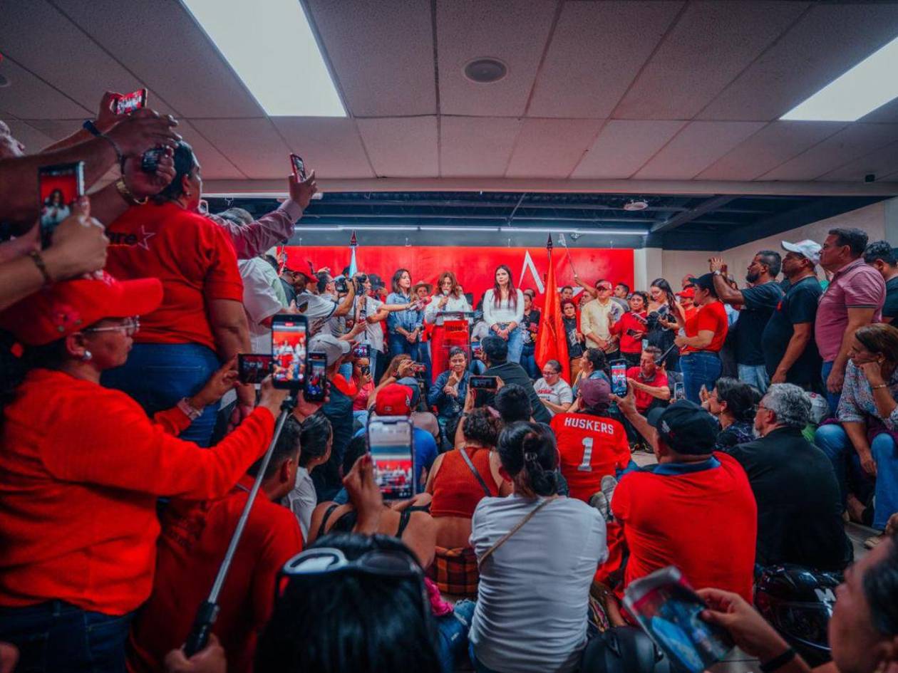 En Libre aseguran que no hay división interna y se ponen a la orden de Mel Zelaya