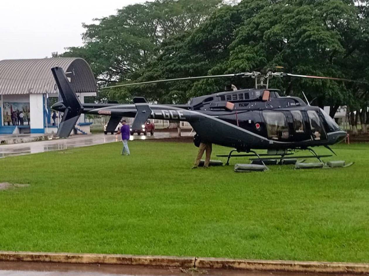 Helicóptero en el que viajaba Nasry Asfura aterriza de emergencia por mal clima