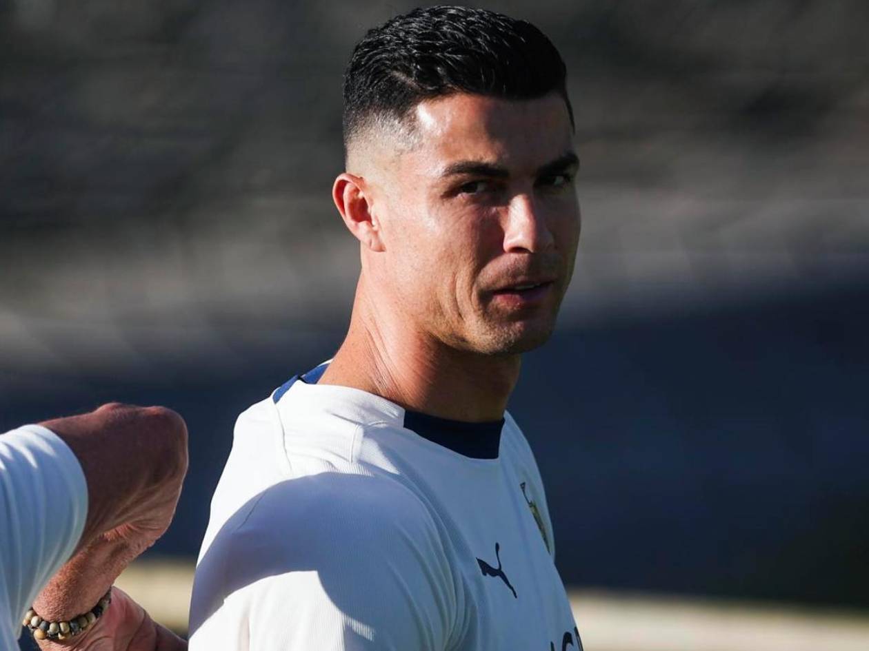 Cristiano Ronaldo, primer jugador de fútbol milmillonario