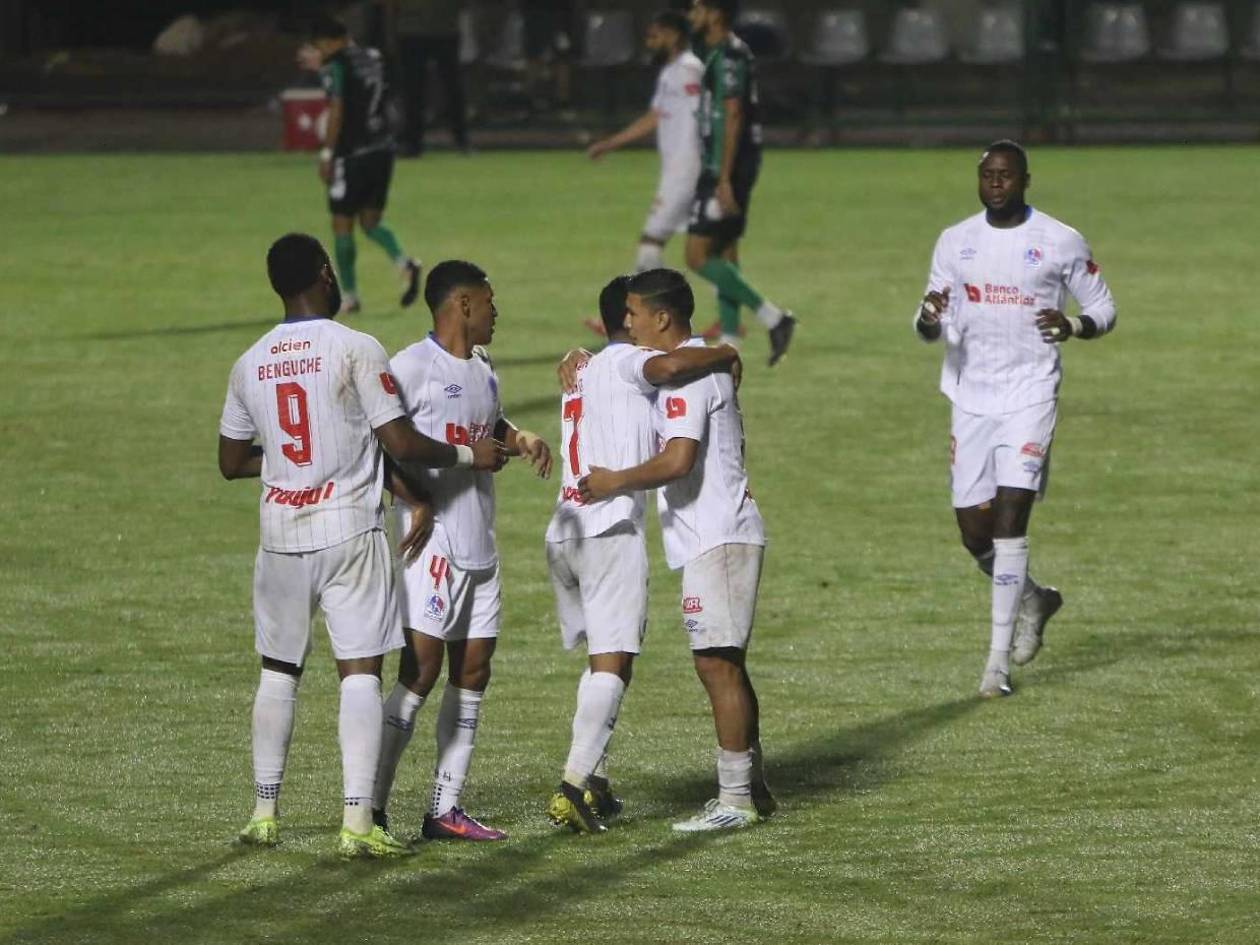 Olimpia golea al Juticalpa FC y se pone de líder en la tabla de posiciones de Liga Nacional