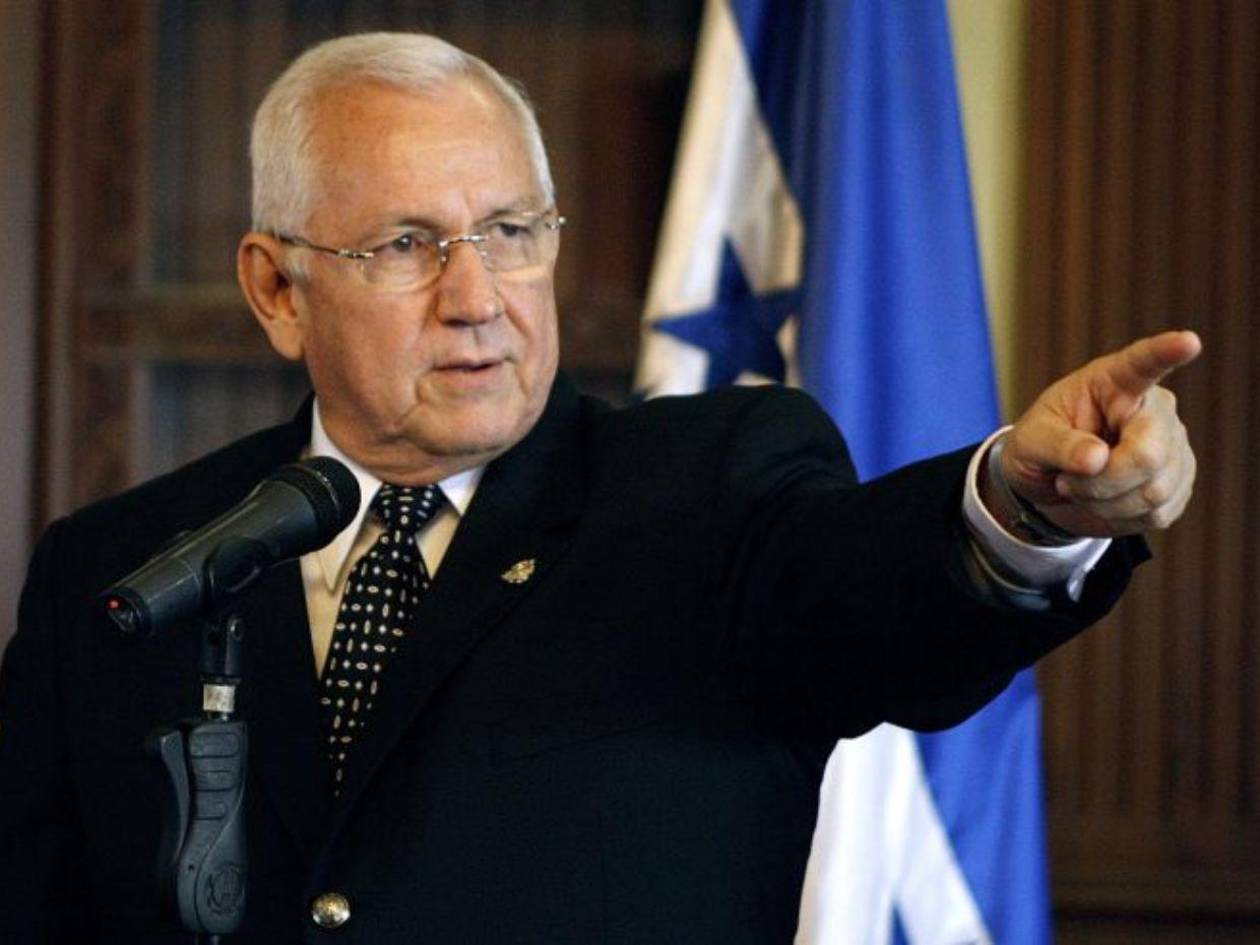 Roberto Micheletti reafirma su apoyo a Salvador Nasralla y llama a votar por la democracia