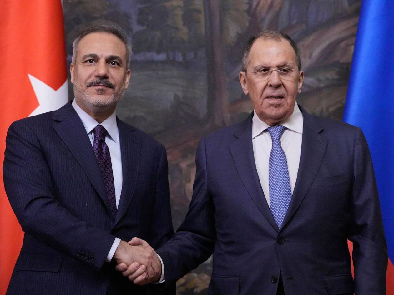 Rusia denuncia que la Unión Europea obstaculiza negociaciones de paz apoyadas por EE UU y Turquía